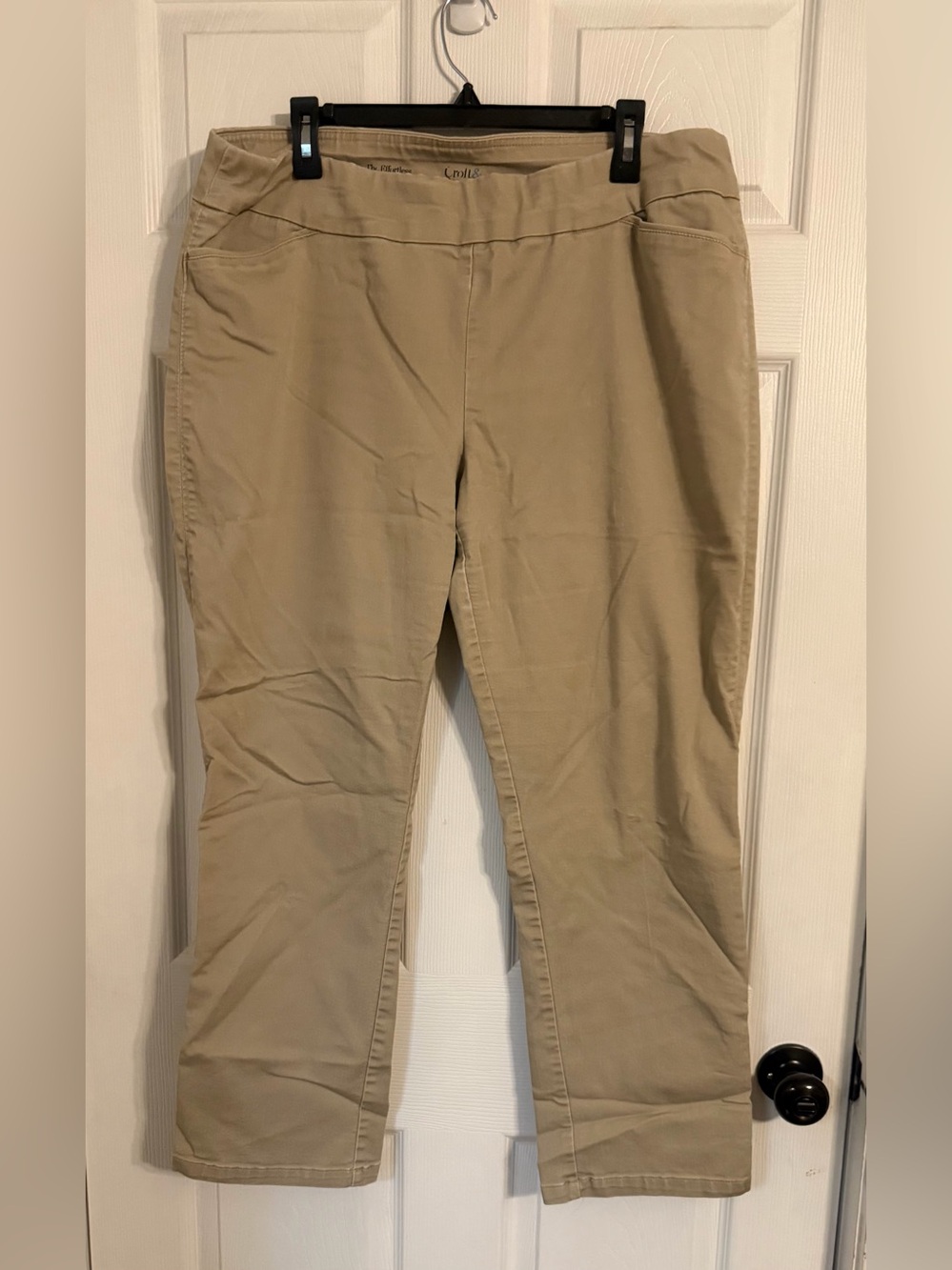 Croft & Barrow Effortless Stretch Pull On Pants Khaki Straight Leg Comfort Sz 18